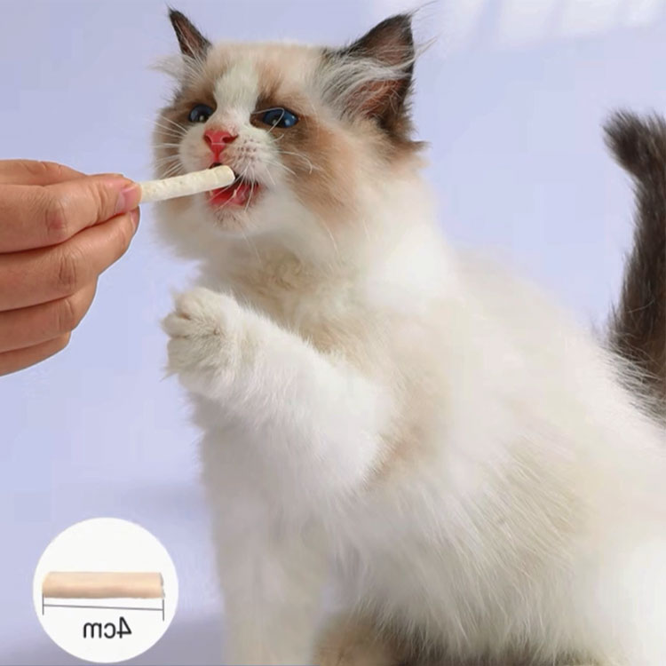 Aperitivos para gatos con palitos de leche de cabra liofilizados